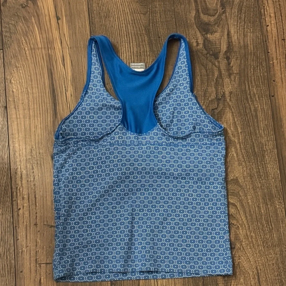 Nike Women's Blue Geometric Tank Top With Built in Bra size M